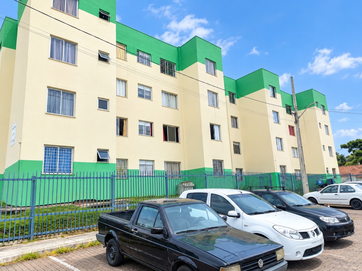 Apartamento para locacao no Rio Pequeno em Sao Jose dos Pinhais com 53,73m² por R$ 1.100,00