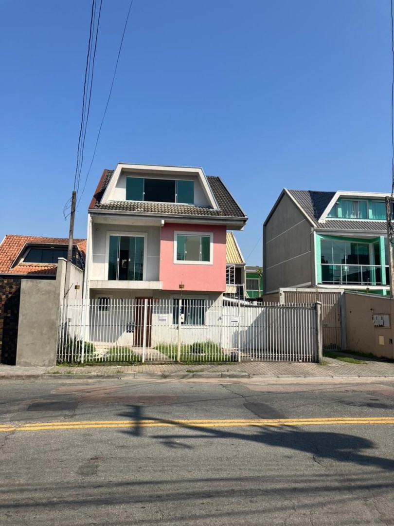 Sobrado para venda no Uberaba em Curitiba com 153,02m² por R$ 790.000,00