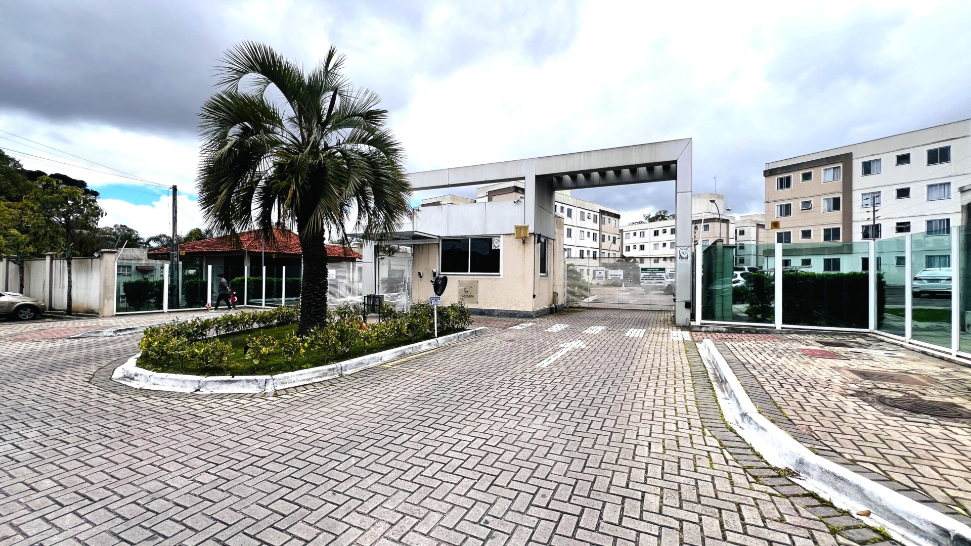 Apartamento para locacao no Ouro Fino em Sao Jose dos Pinhais com 47,29m² por R$ 1.800,00