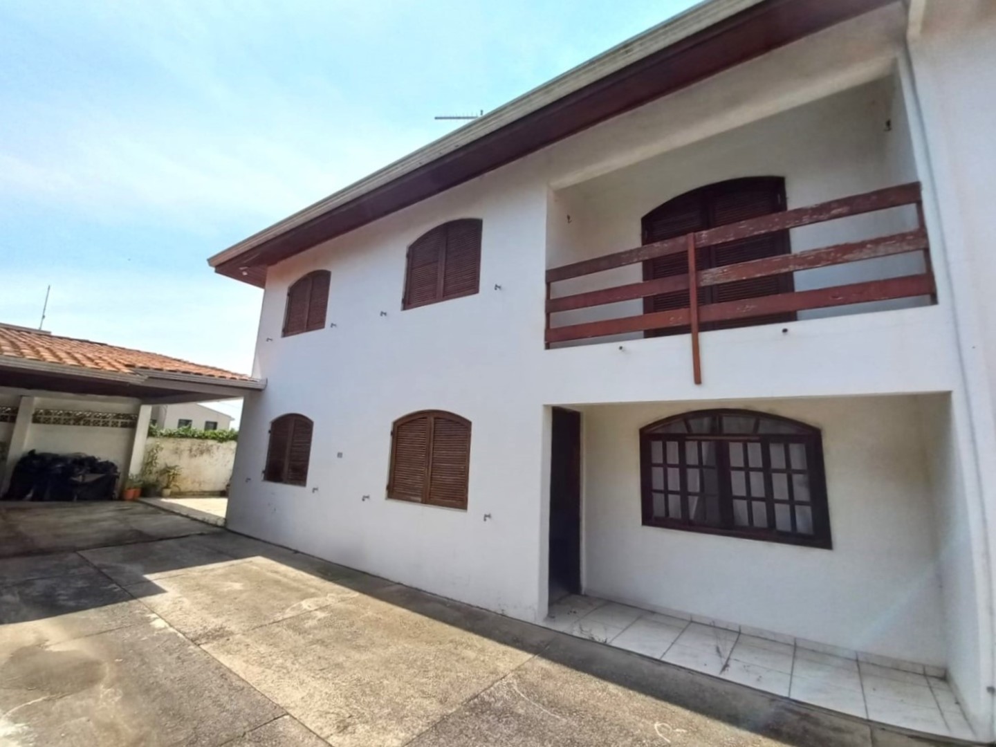 Sobrado para locacao no Boqueirao em Curitiba com 11.460m² por R$ 2.600,00