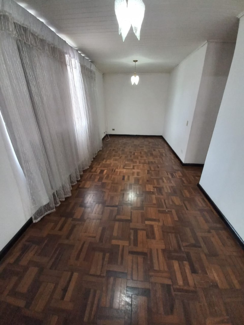 Casa Residencial para venda no Boqueirao em Curitiba com 175m² por R$ 700.000,00