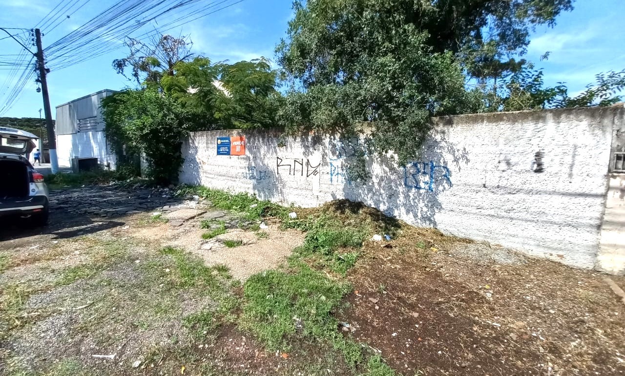 Terreno para venda no Boqueirao em Curitiba com 1.100m² por R$ 1.500.000,00
