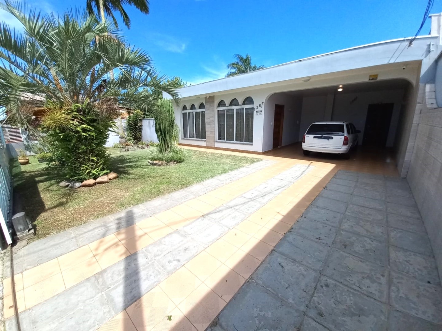 Casa Residencial para venda no Boqueirao em Curitiba com 441,75m² por R$ 1.050.000,00