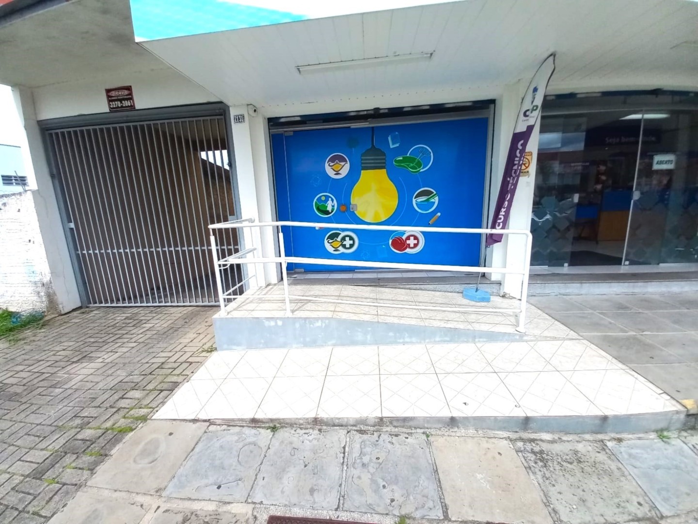 Loja para locacao no Boqueirao em Curitiba com 44,35m² por R$ 1.800,00