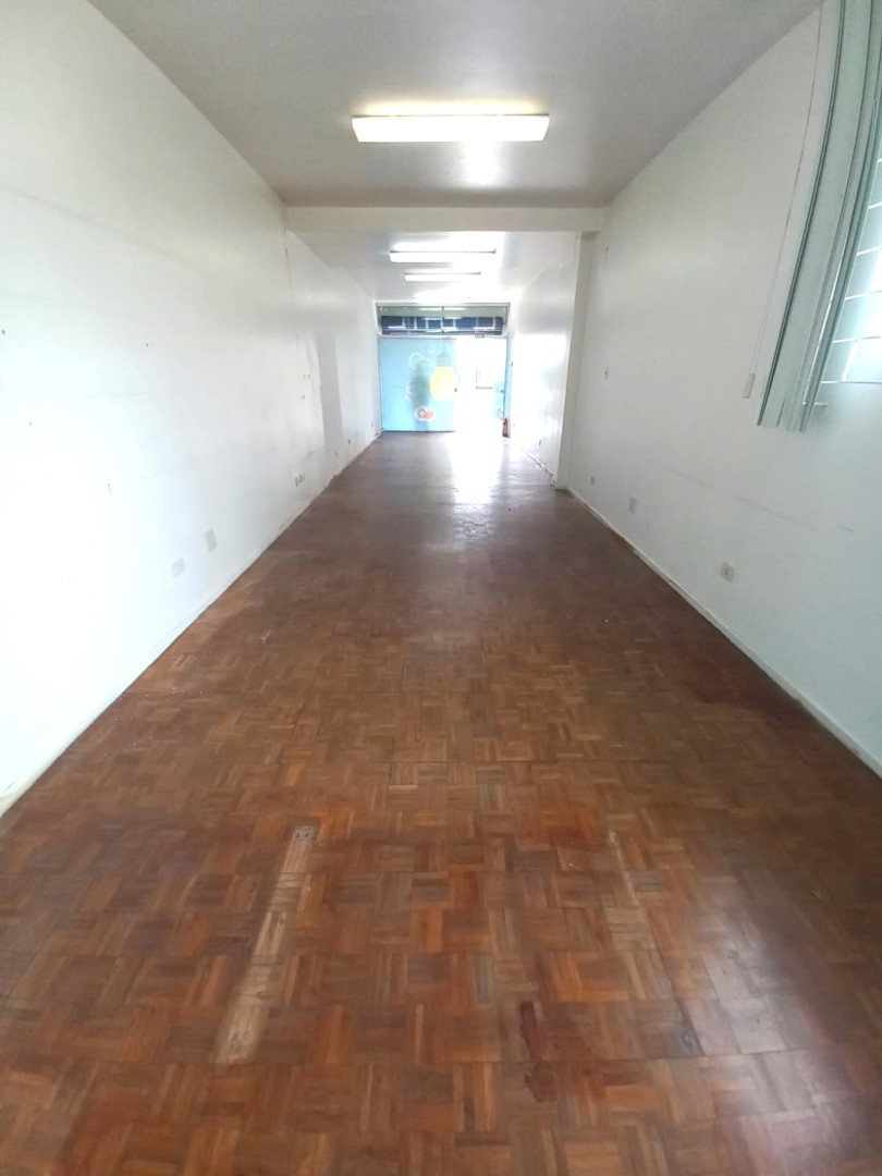 Loja para locacao no Boqueirao em Curitiba com 44,35m² por R$ 1.800,00