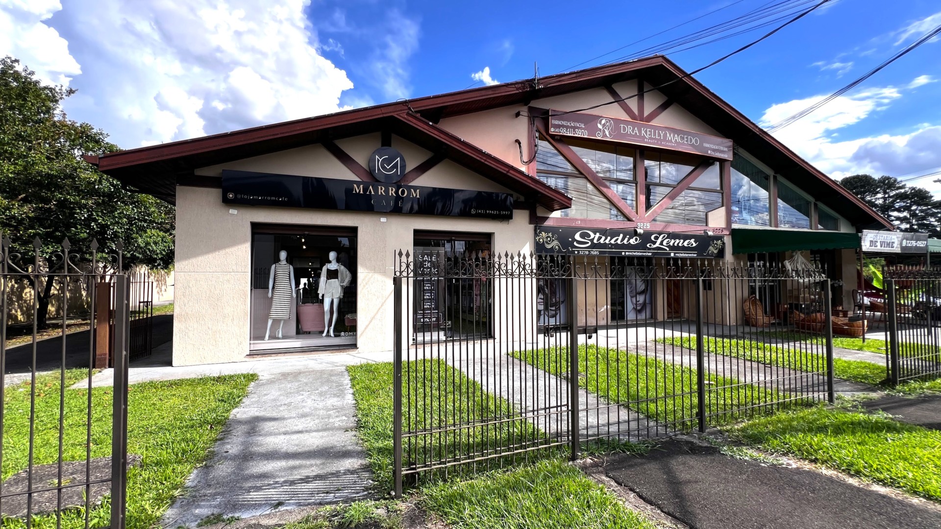 Conjunto Comercial para locacao no Boqueirao em Curitiba com 50m² por R$ 1.400,00