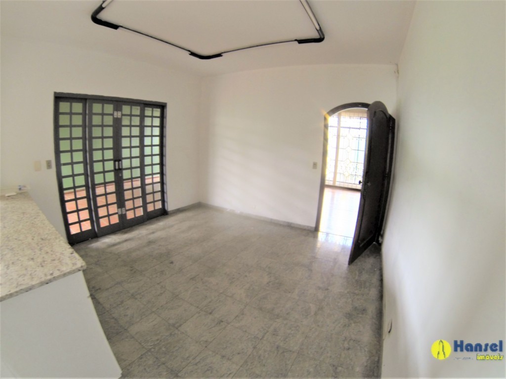 Casa Residencial para venda no Boqueirao em Curitiba com 348m² por R$ 1.050.000,00