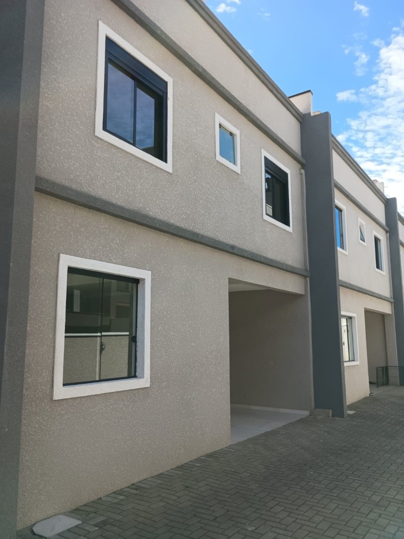 Sobrado para venda no Santa Felicidade em Curitiba com 128m² por R$ 660.000,00