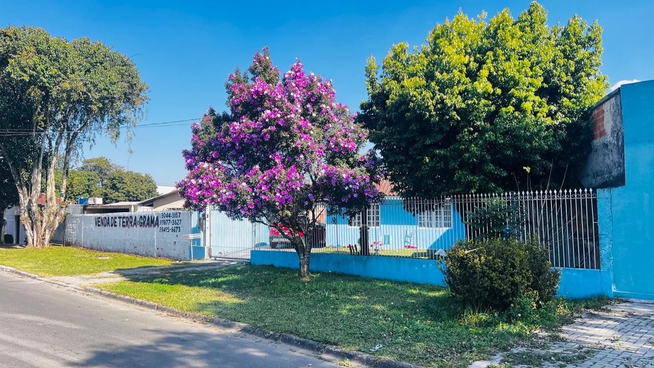 Casa Residencial para venda no Boqueirao em Curitiba com 320m² por R$ 500.000,00