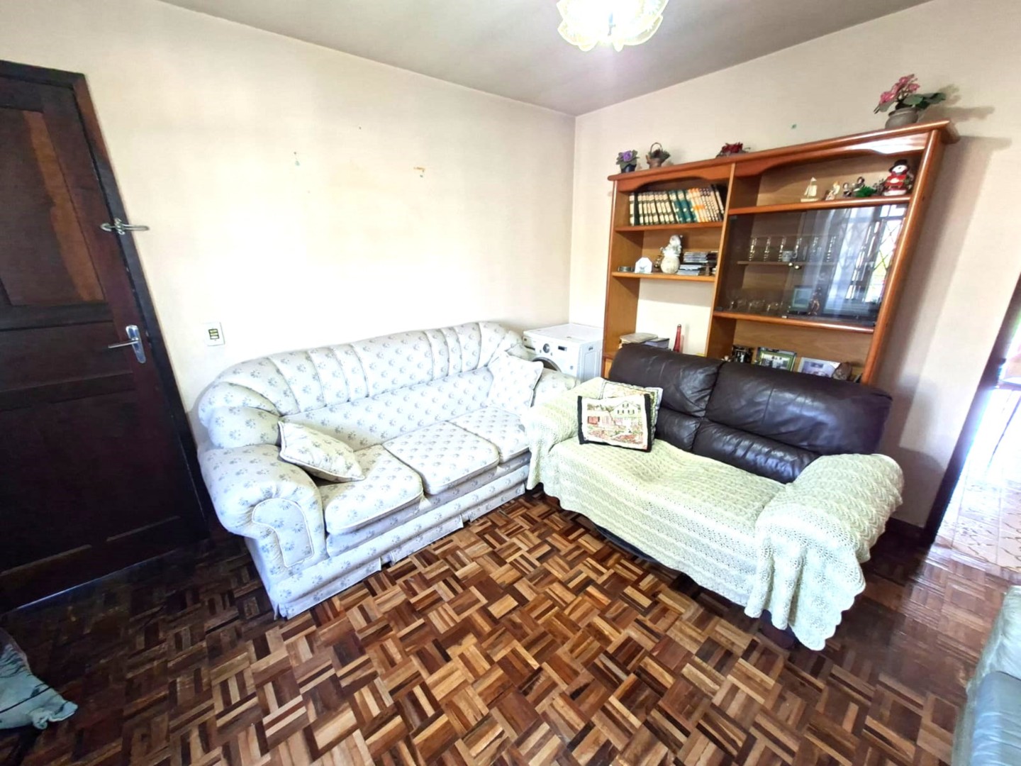 Casa Residencial para venda no Guaira em Curitiba com 336m² por R$ 490.000,00