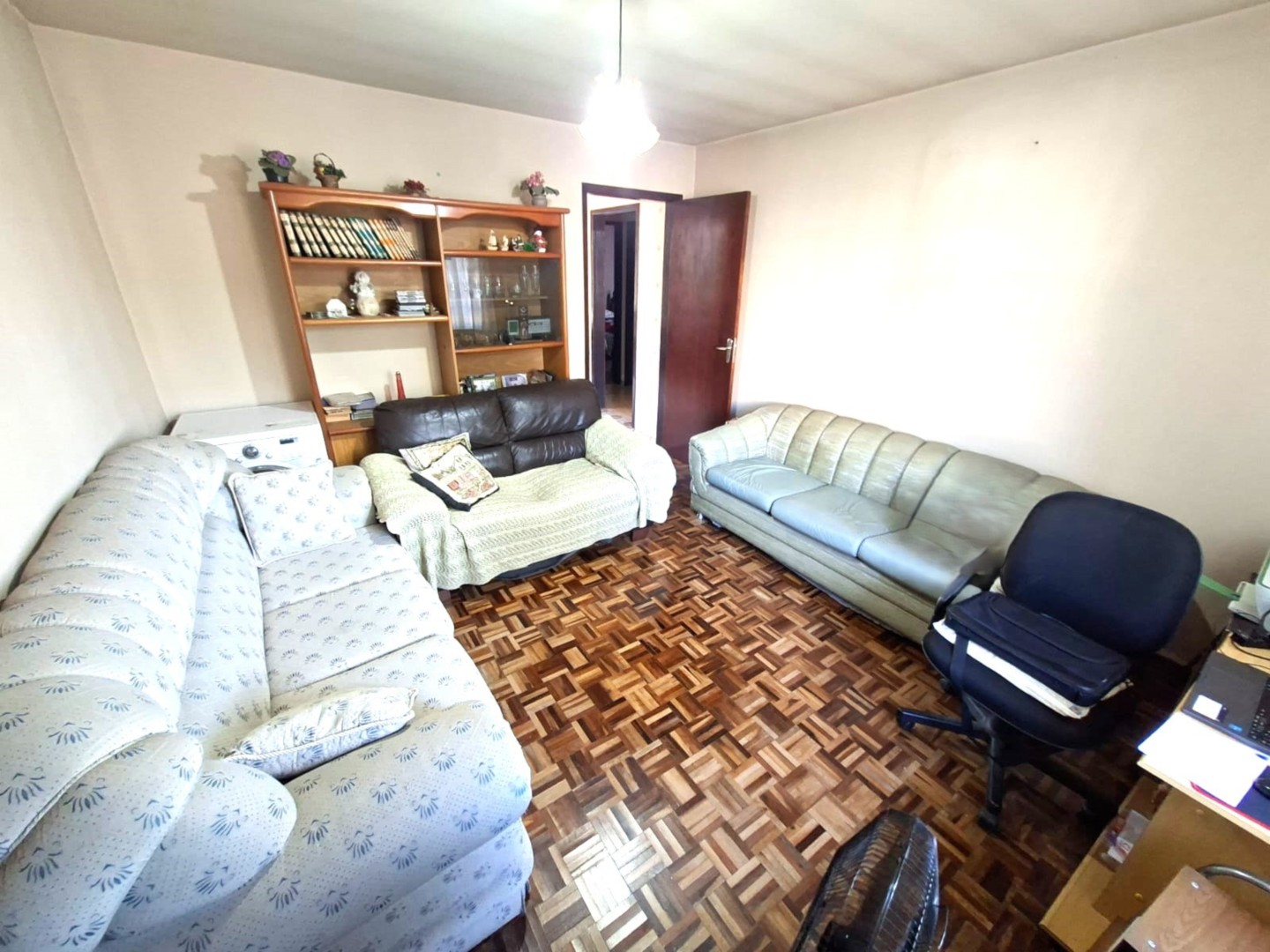 Casa Residencial para venda no Guaira em Curitiba com 336m² por R$ 490.000,00