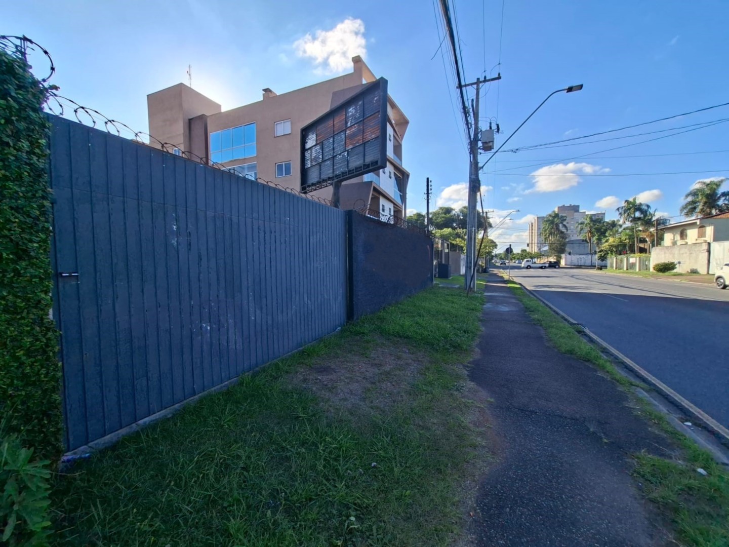 Terreno para locacao no Boqueirao em Curitiba com 723m² por R$ 3.000,00