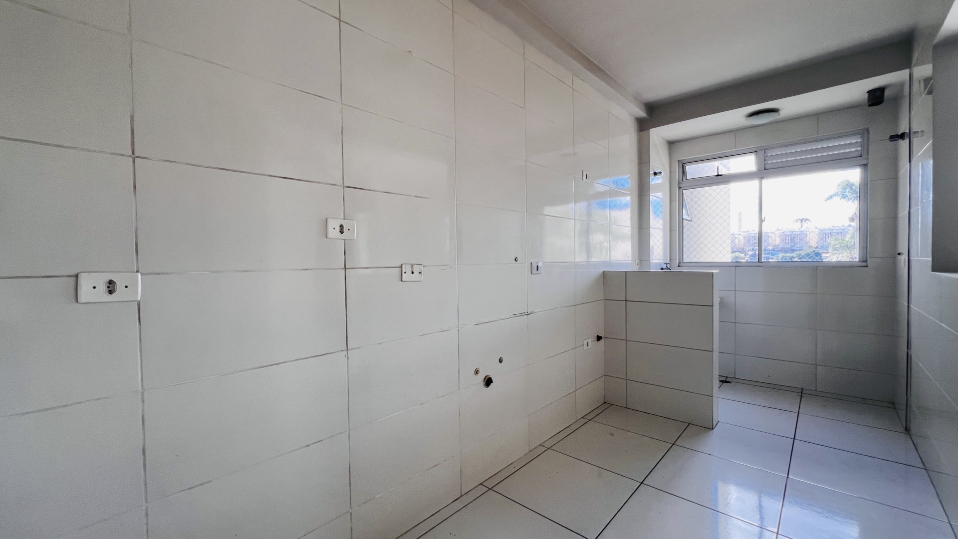 venda-apartamento-2-quartos-1-vaga-xaxim-floresta-negra-curi