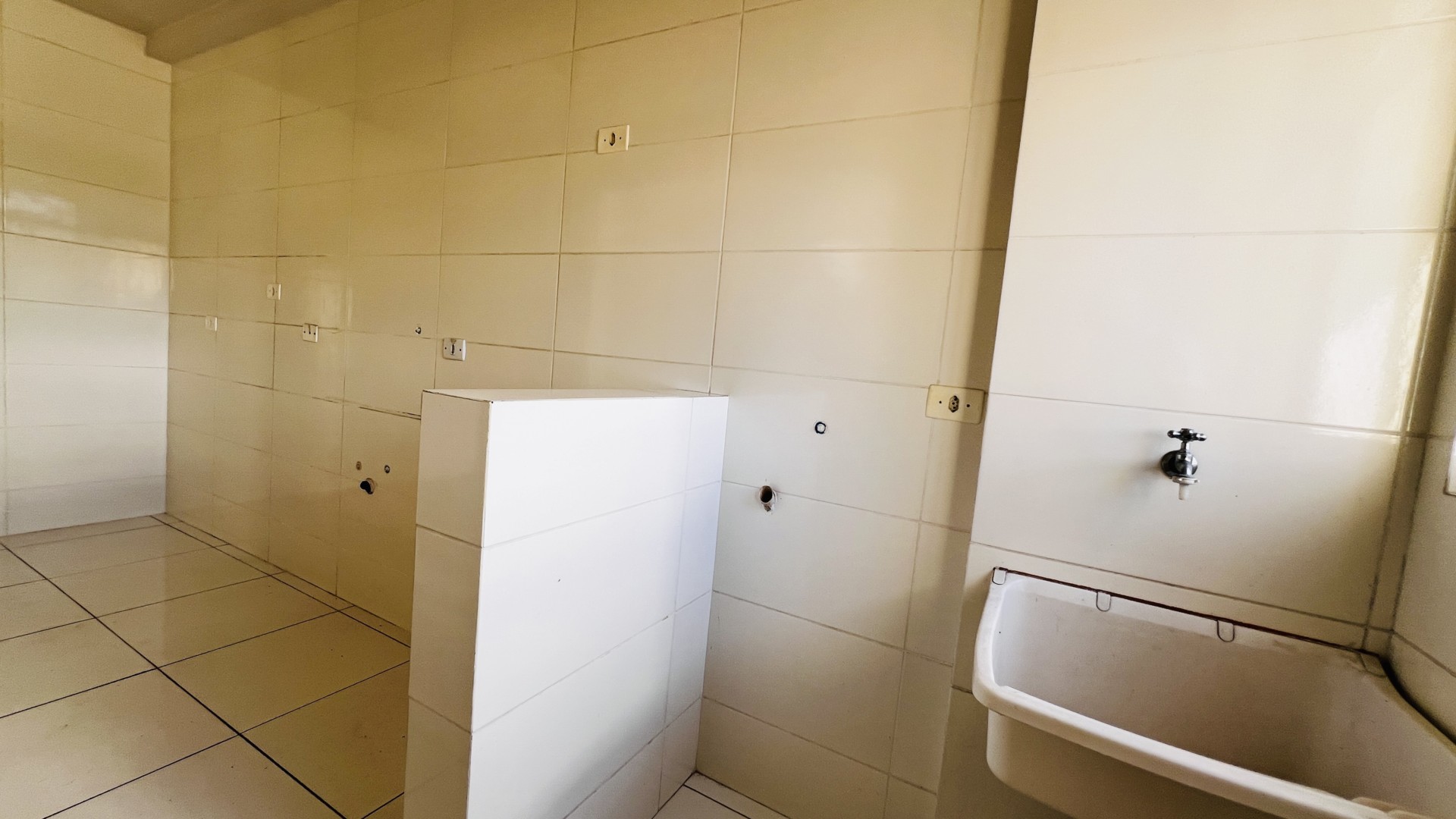 venda-apartamento-2-quartos-1-vaga-xaxim-floresta-negra-curi