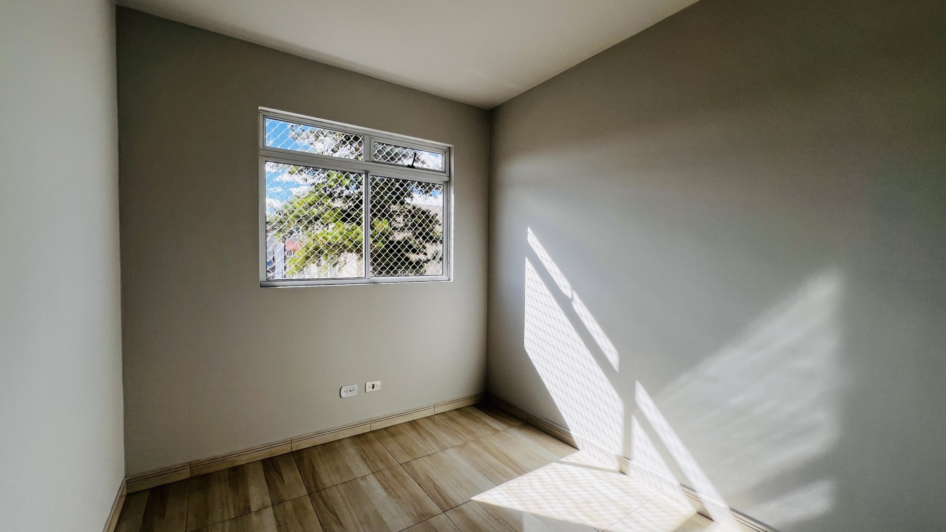 venda-apartamento-2-quartos-1-vaga-xaxim-floresta-negra-curi