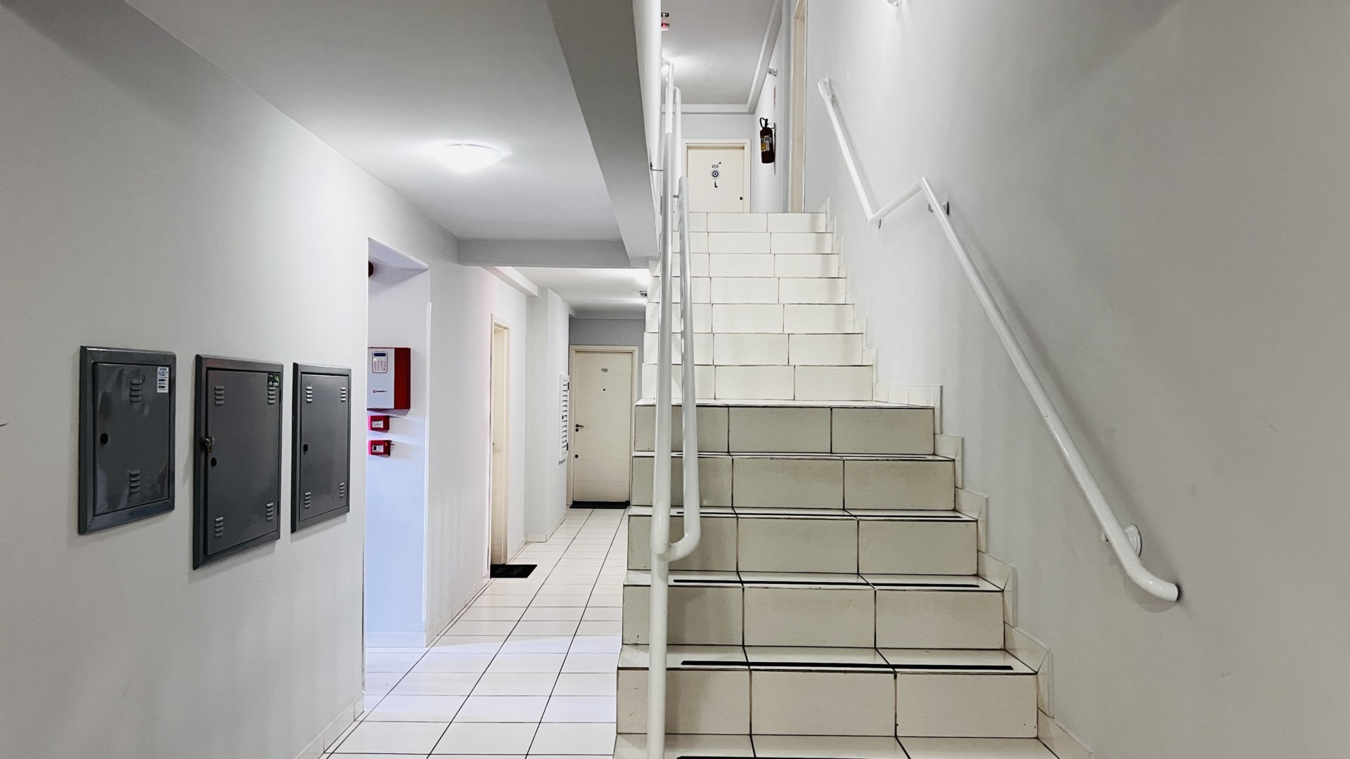 venda-apartamento-2-quartos-1-vaga-xaxim-floresta-negra-curi