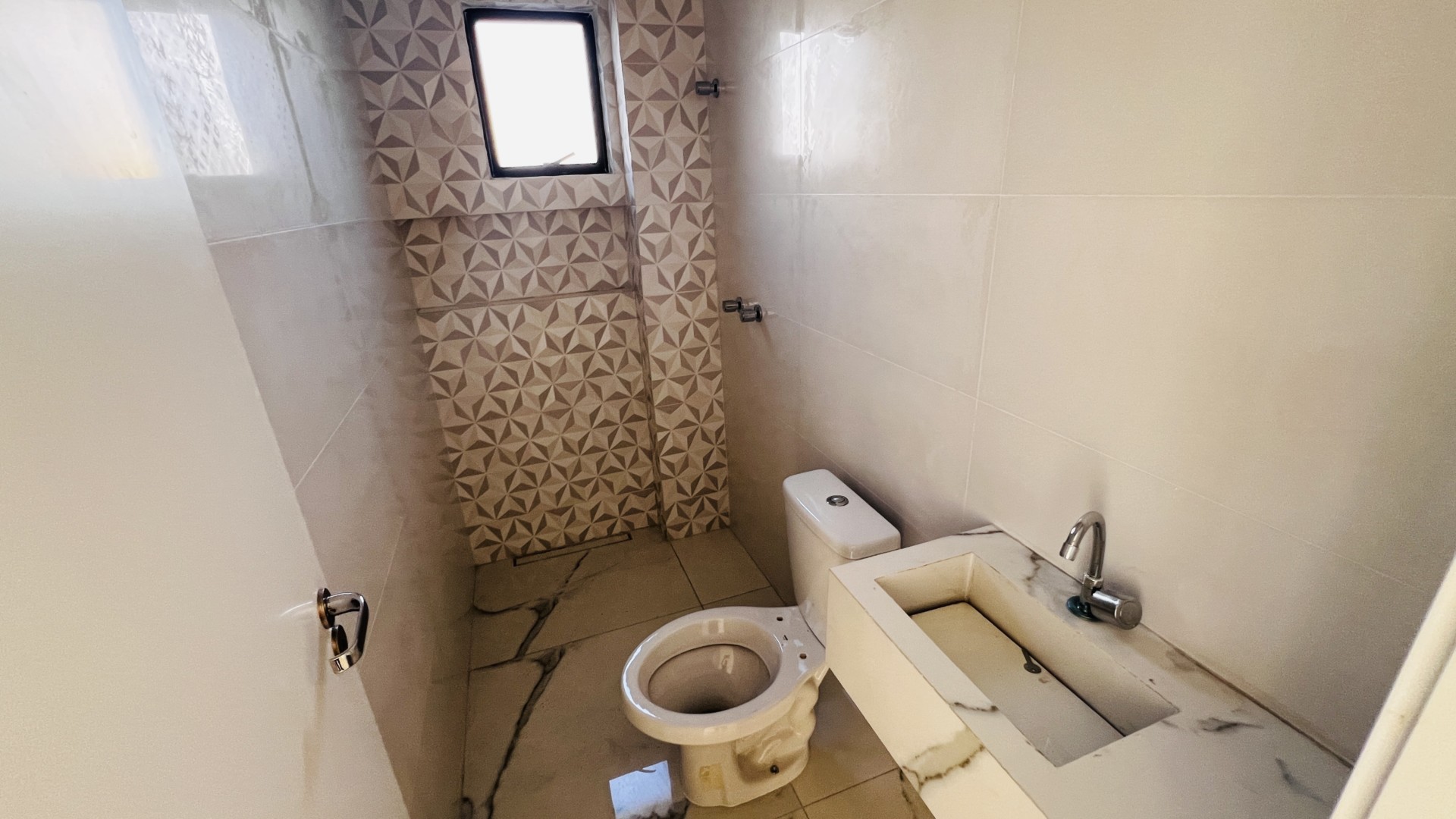 Sobrado-venda-3-quartos-1-vaga-uberaba-curitiba%20%2829%29.J