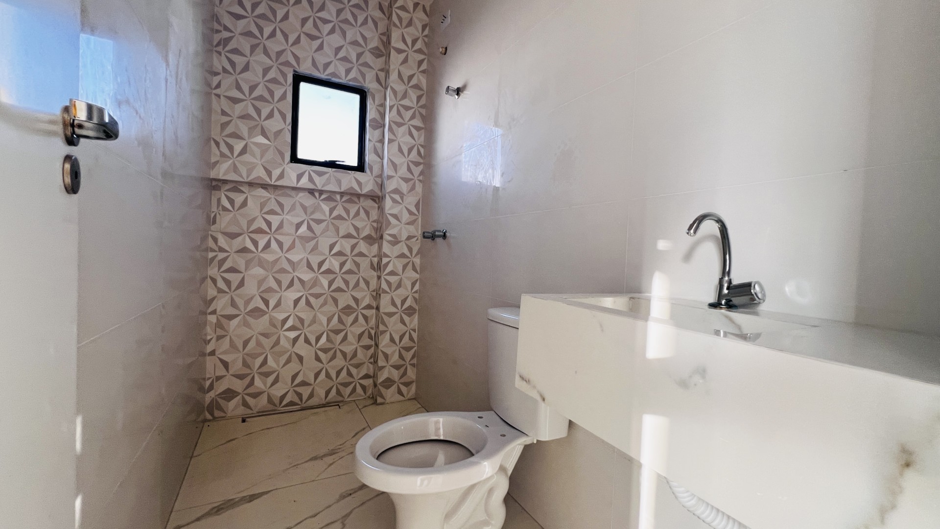 Sobrado-venda-3-quartos-1-vaga-uberaba-curitiba%20%2838%29.J