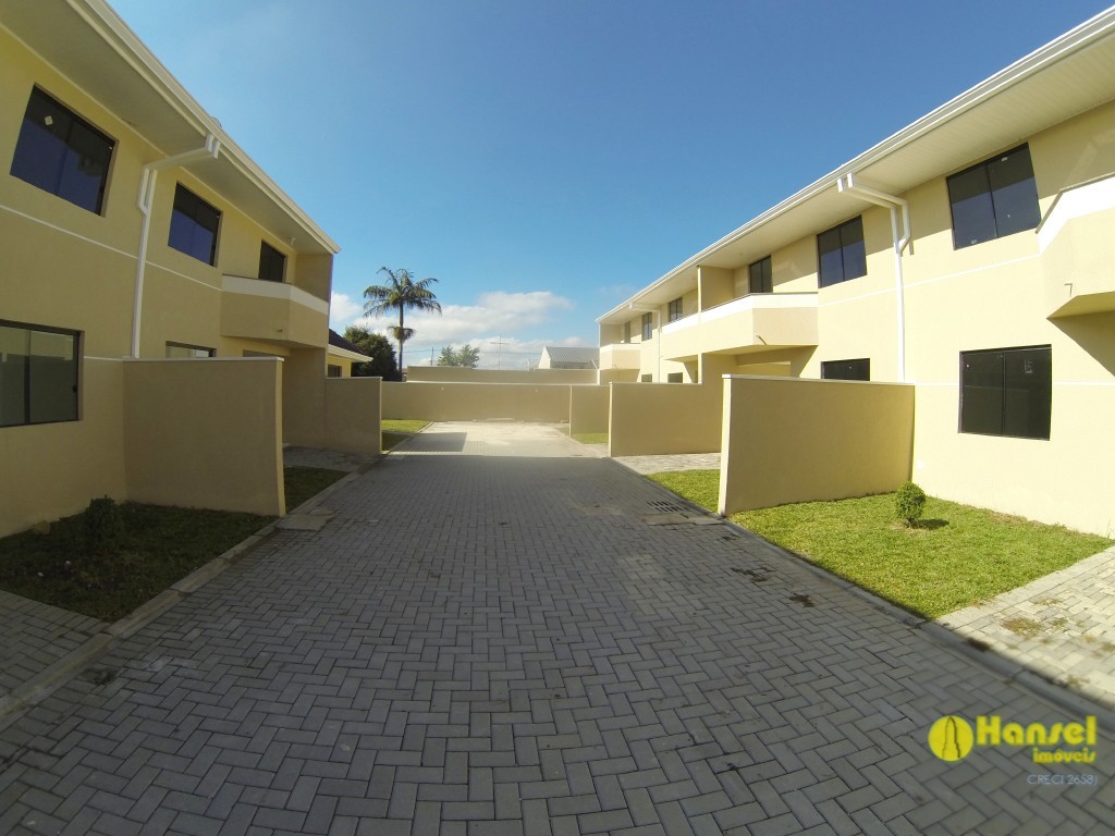 Sobrado para venda no Alto Boqueirao em Curitiba com 78,66m² por R$ 340.000,00