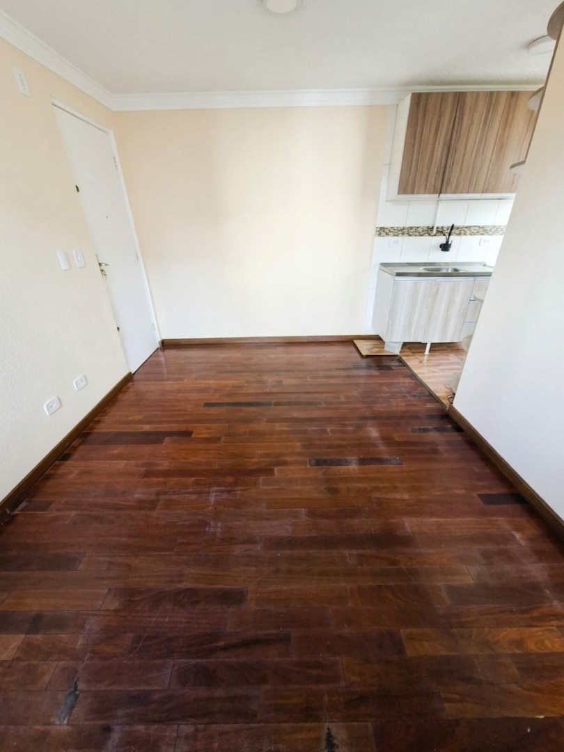 Apartamento para locacao no Ganchinho em Curitiba com 46,29m² por R$ 950,00