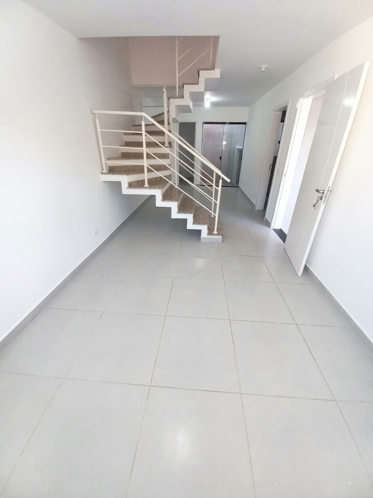 Sobrado para locacao no Alto Boqueirao em Curitiba com 81,54m² por R$ 2.900,00