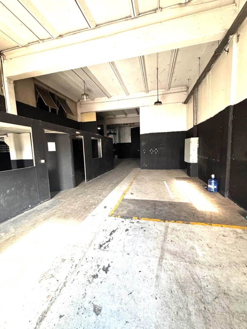 Barracão para venda no Xaxim em Curitiba com 993,18m² por R$ 3.800.000,00