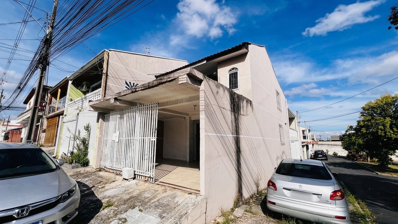 Sobrado para venda no Boqueirao em Curitiba com 120m² por R$ 350.000,00