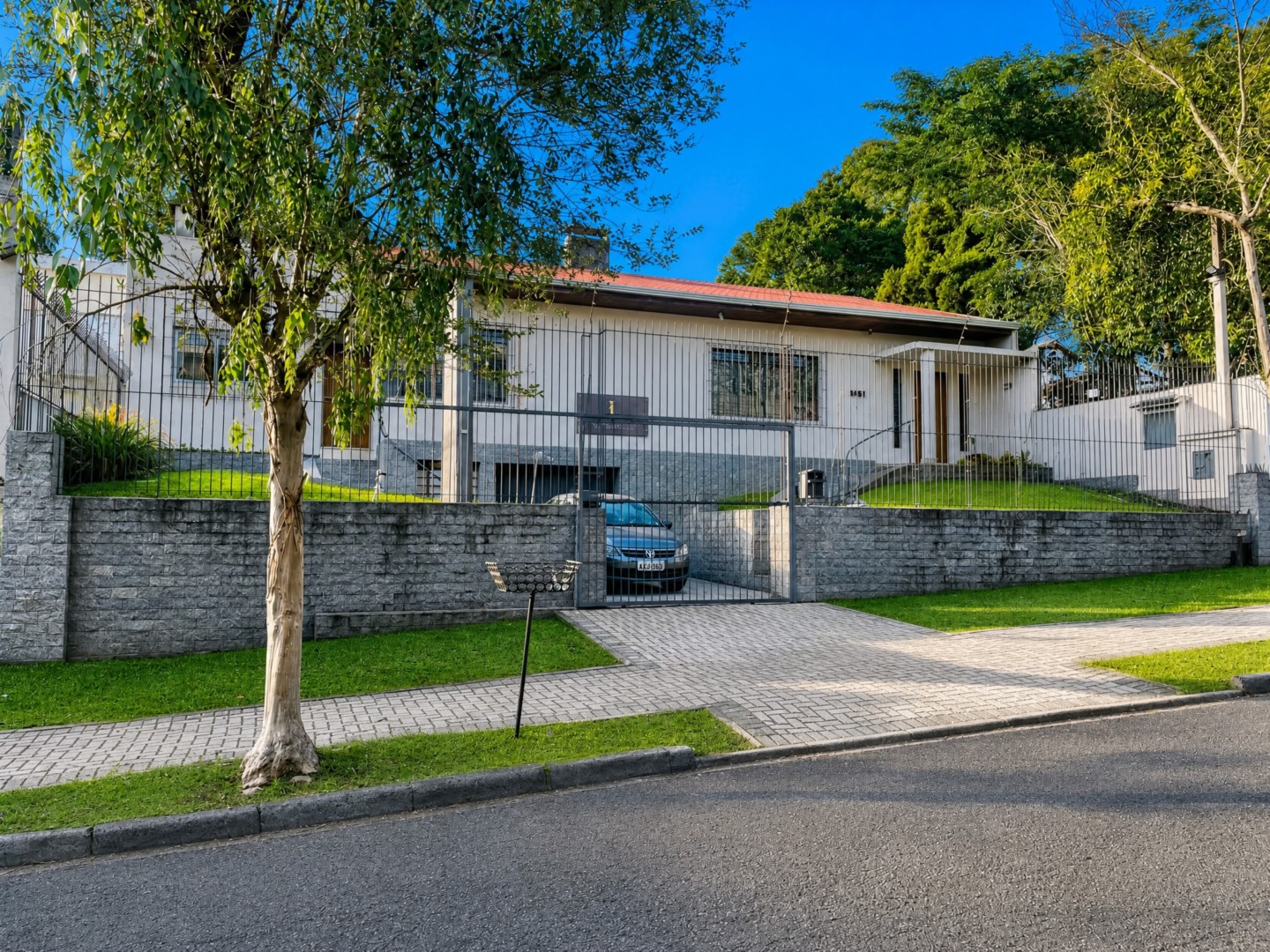 Casa Comercial para venda no Hugo Lange em Curitiba com 432m² por R$ 1.500.000,00