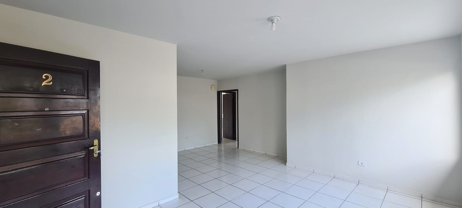 Apartamento para locacao no Boqueirao em Curitiba com 100m² por R$ 1.700,00