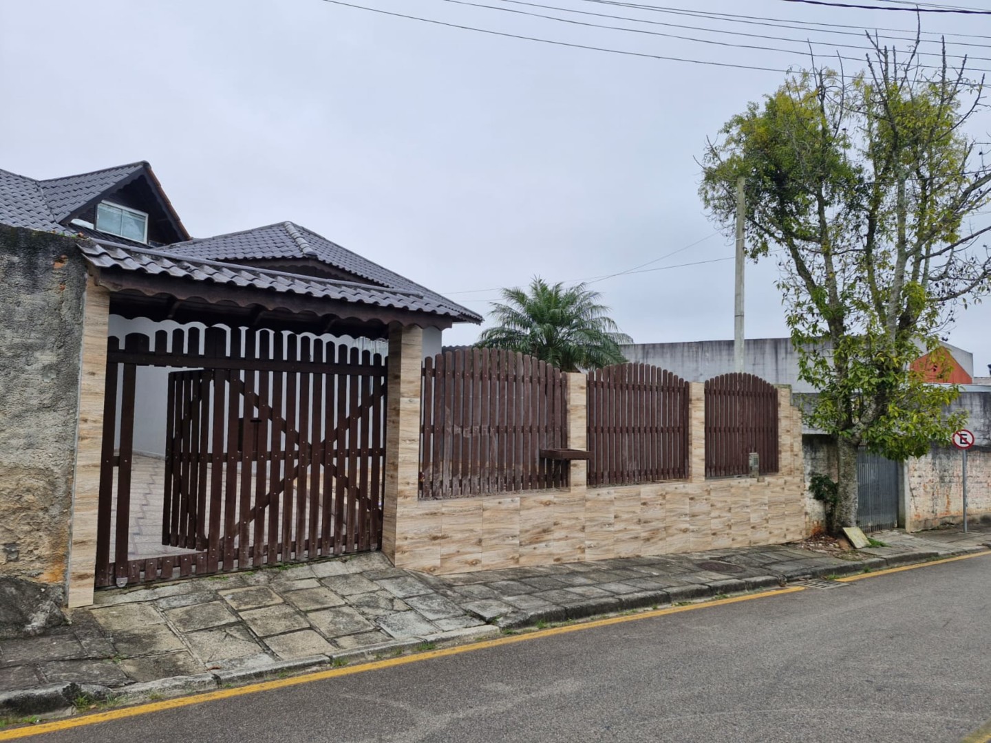 Casa Residencial para venda no Aguas Belas em Sao Jose dos Pinhais com 0m² por R$ 690.000,00