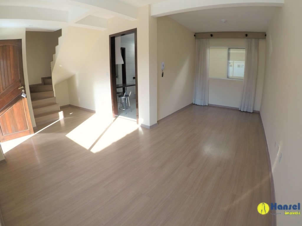 Sobrado para venda no Xaxim em Curitiba com 100m² por R$ 560.000,00