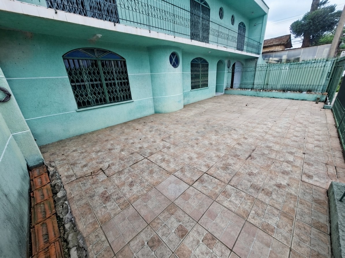 Casa Residencial para locacao no Boqueirao em Curitiba com 110m² por R$ 3.700,00