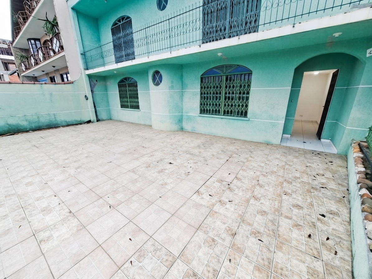 Casa Residencial para locacao no Boqueirao em Curitiba com 110m² por R$ 3.700,00
