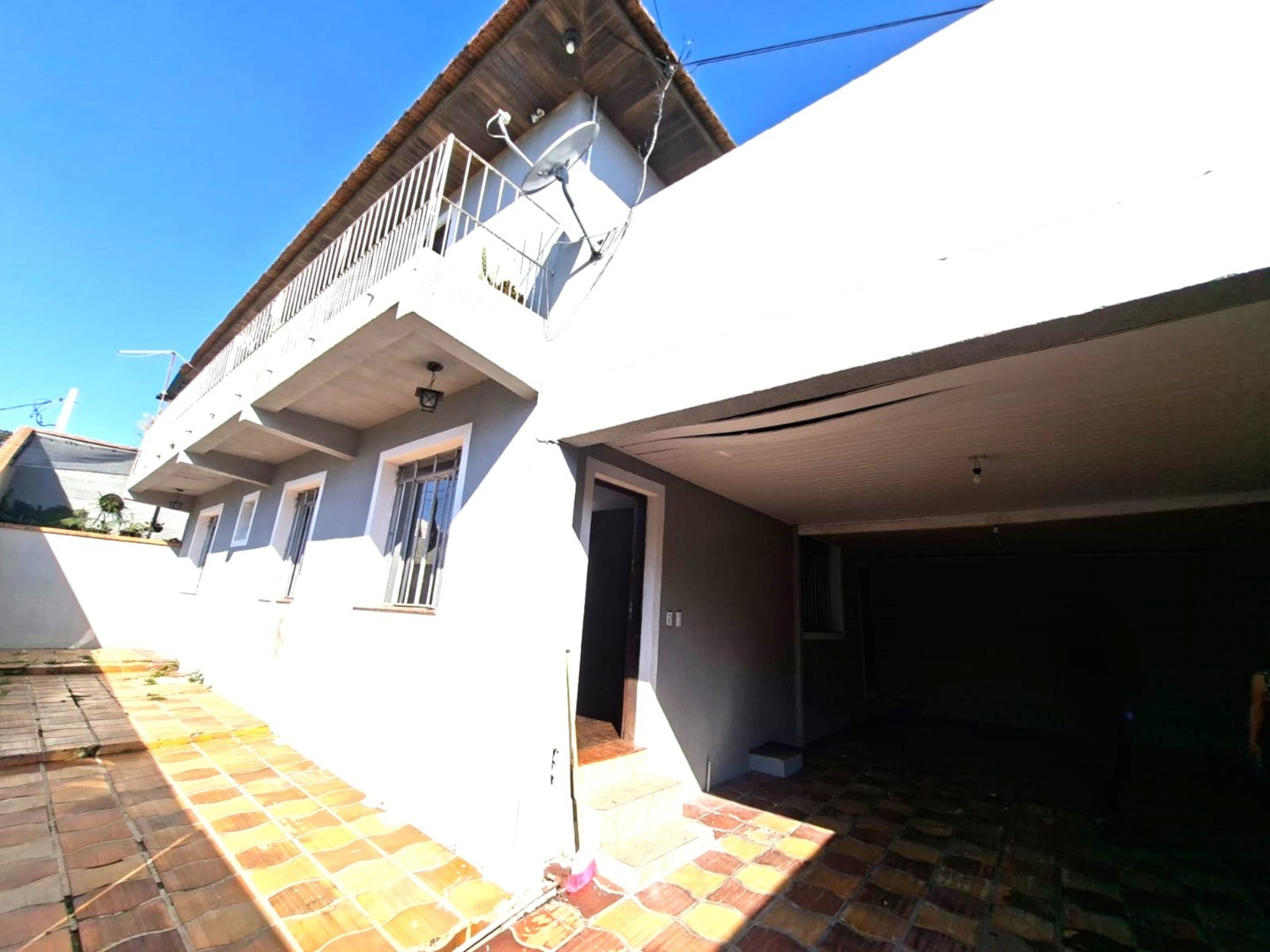Casa Residencial para venda no Novo Mundo em Curitiba com 407,7m² por R$ 1.300.000,00