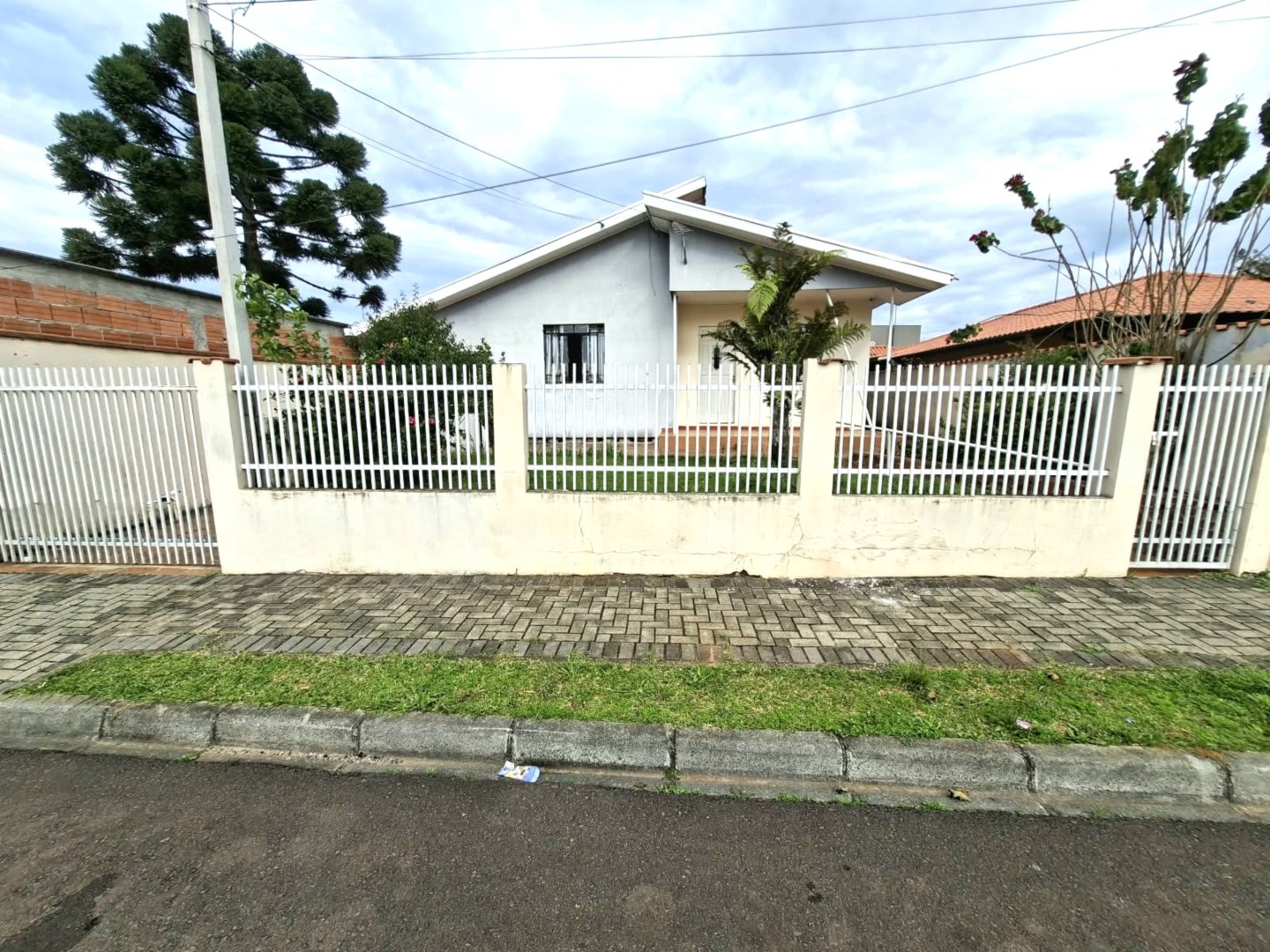 Terreno para venda no Santa Felicidade em Curitiba com 396m² por R$ 750.000,00