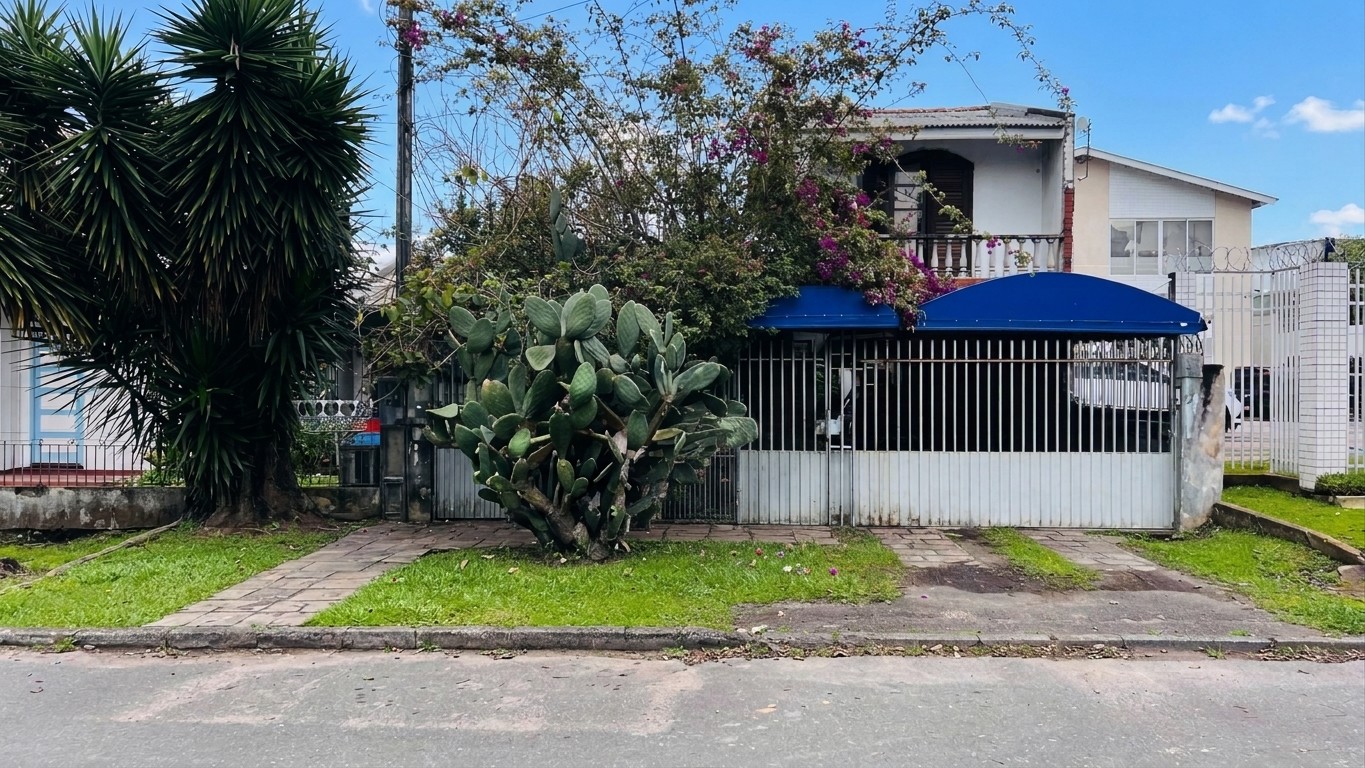 Terreno para venda no Boqueirao em Curitiba com 560m² por R$ 850.000.000,00