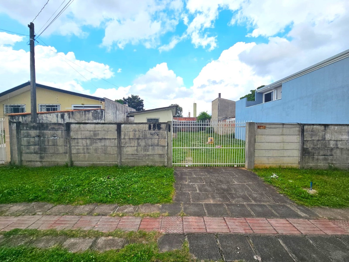 Casa Residencial para locacao no Afonso Pena em Sao Jose dos Pinhais com 48m² por R$ 1.450,00