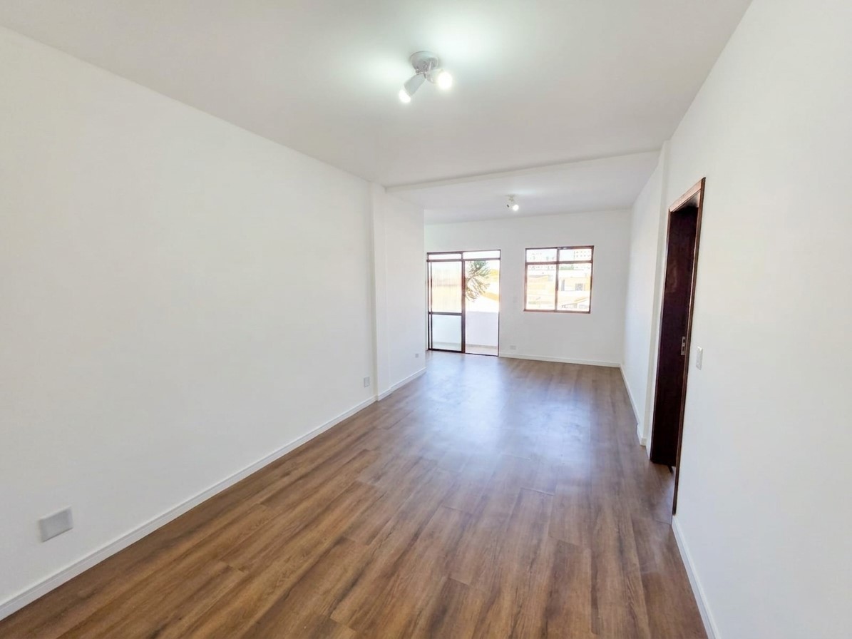 Conjunto Comercial para locacao no Hauer em Curitiba com 115m² por R$ 4.500,00