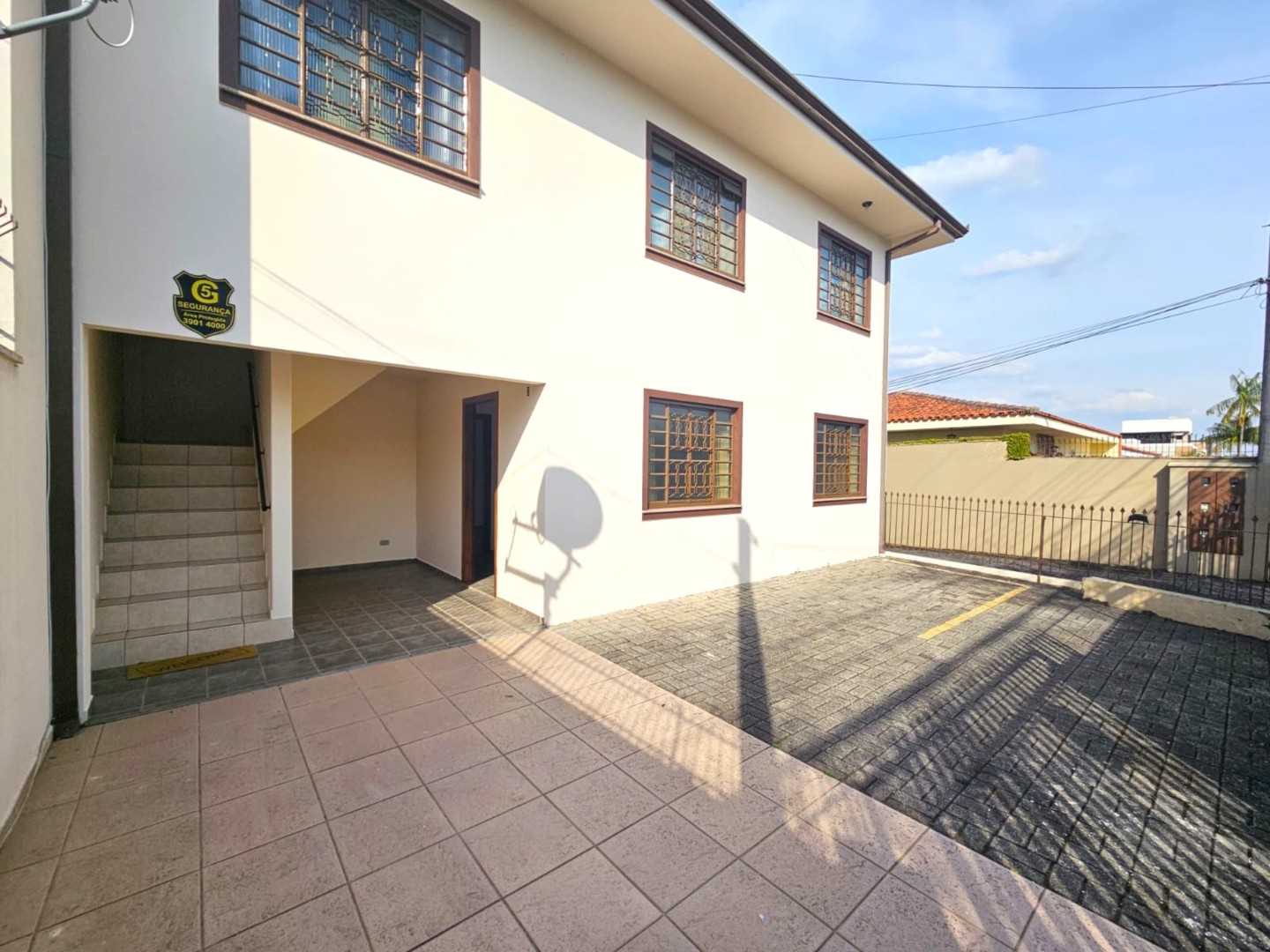 Apartamento para locacao no Hauer em Curitiba com 65m² por R$ 1.500,00