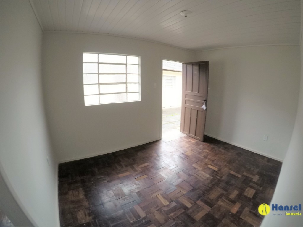 Casa Residencial para locacao no Boqueirao em Curitiba com 40m² por R$ 1.200,00
