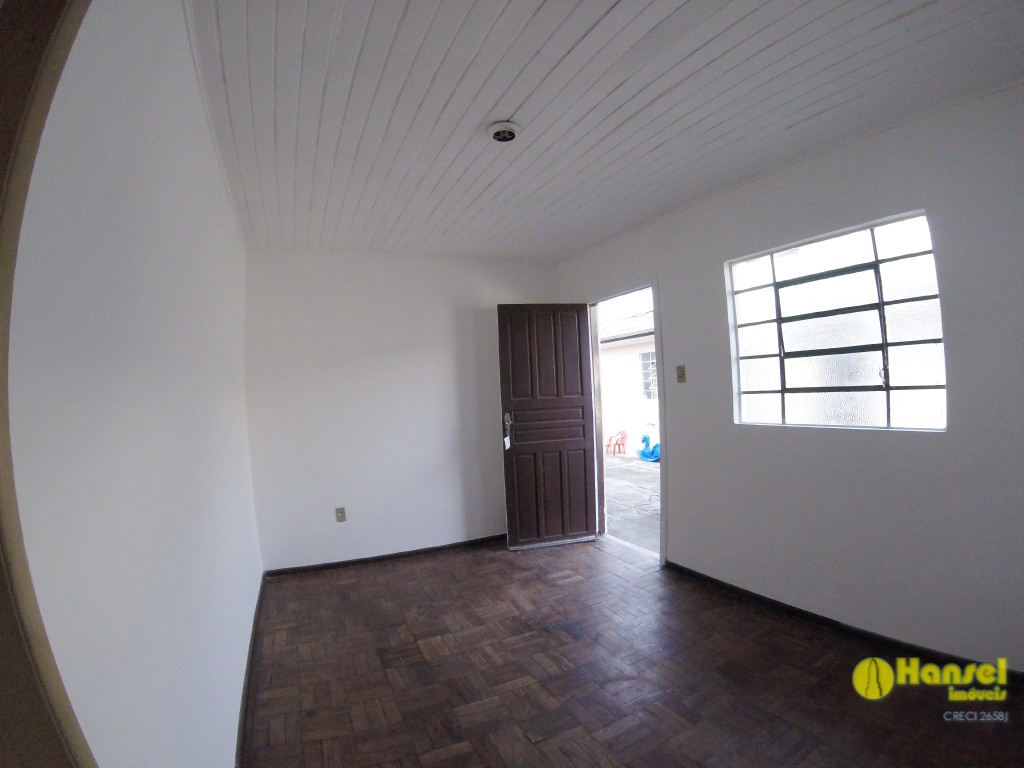 Casa Residencial para locacao no Boqueirao em Curitiba com 40m² por R$ 1.200,00