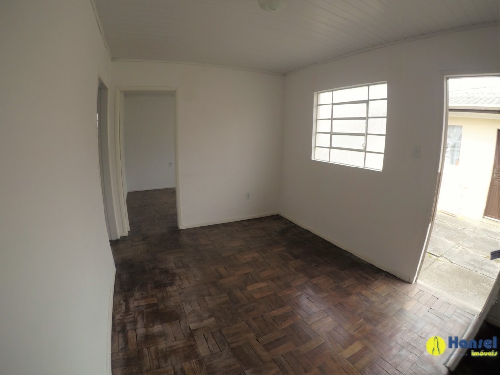 Casa Residencial para locacao no Boqueirao em Curitiba com 40m² por R$ 1.200,00
