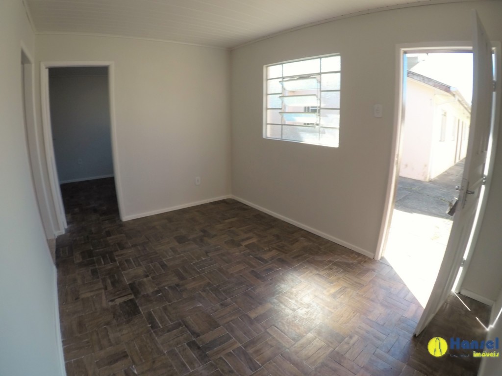 Casa Residencial para locacao no Boqueirao em Curitiba com 40m² por R$ 1.200,00