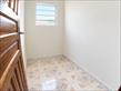 Quarto vazio com luz natural.png
