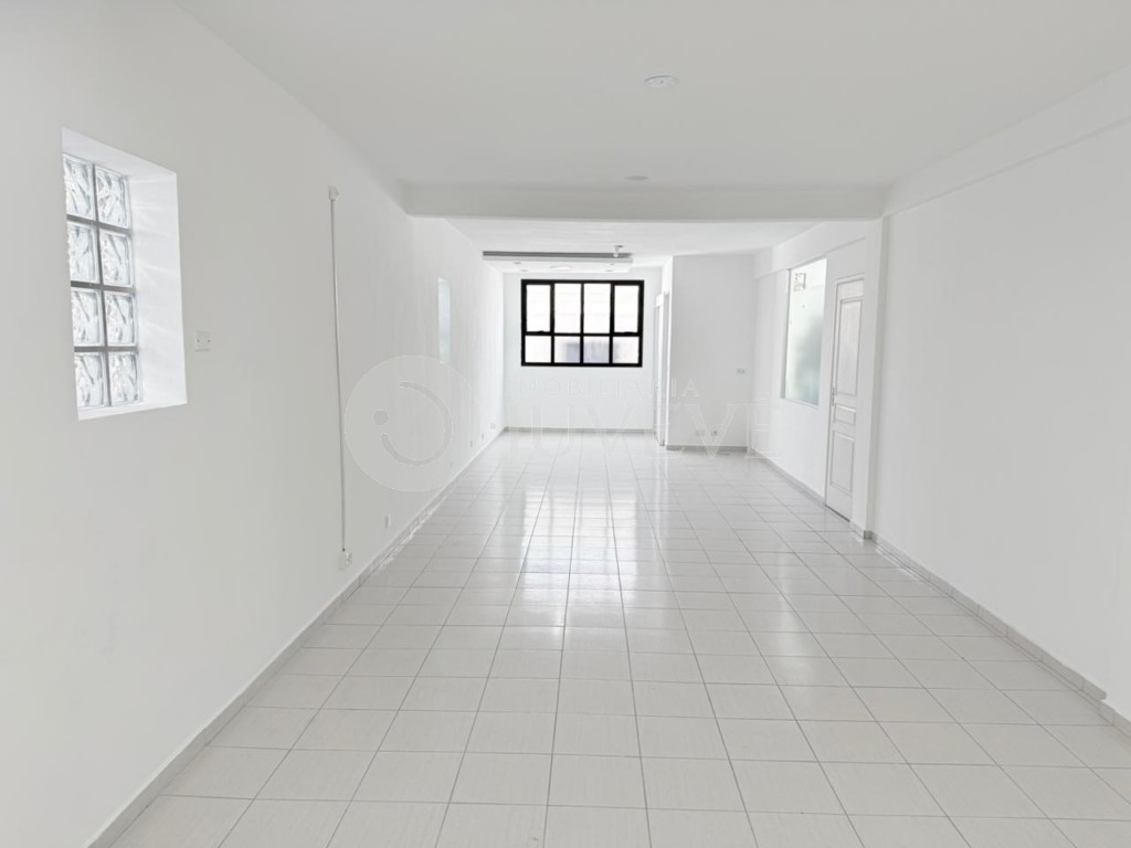 Cjto Comercial/sala