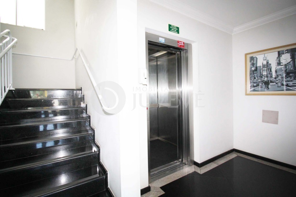 Cjto Comercial/sala
