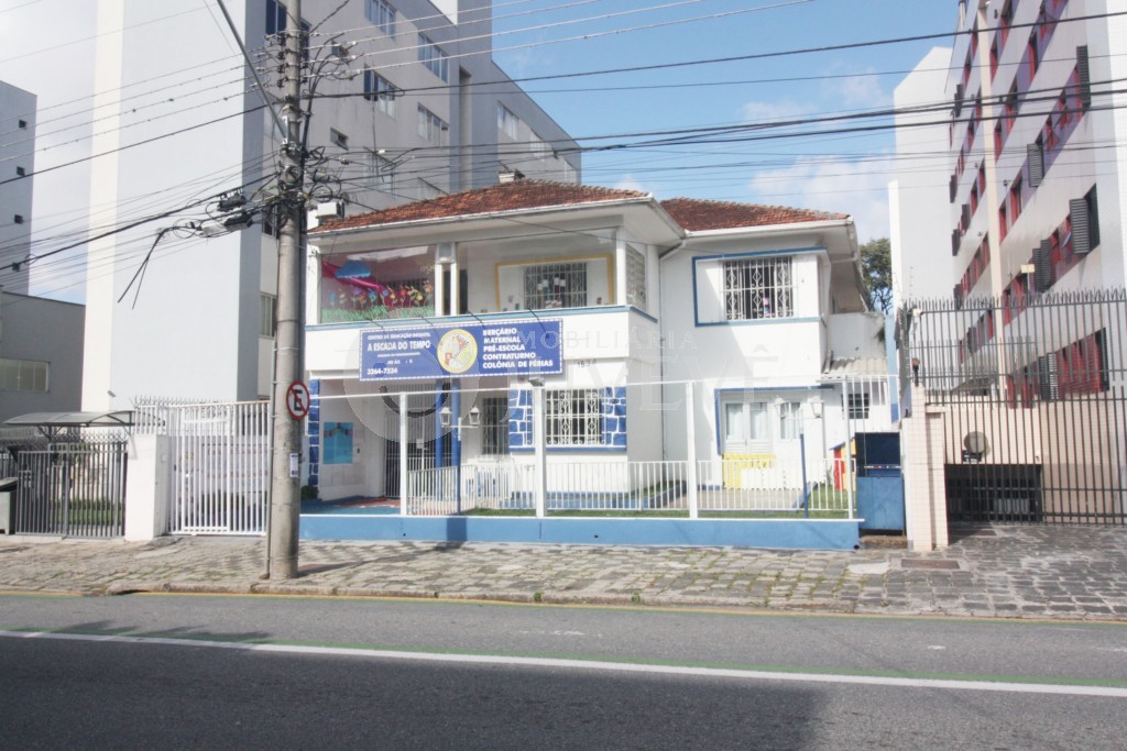 Casa Comercial