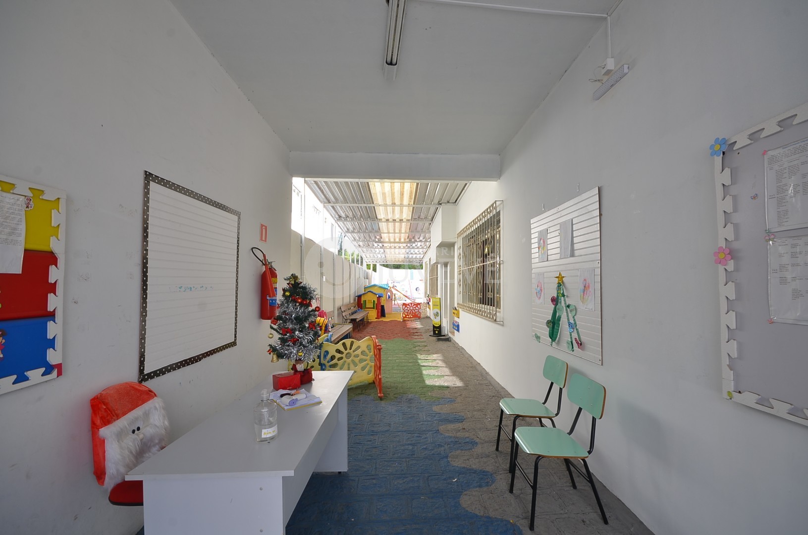 Casa Comercial