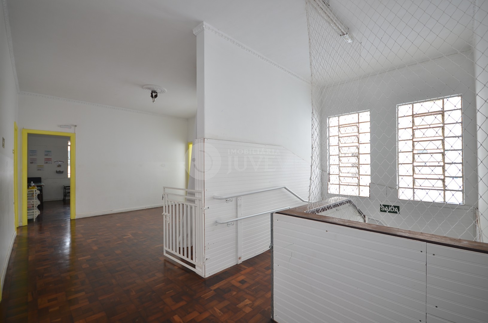 Casa Comercial
