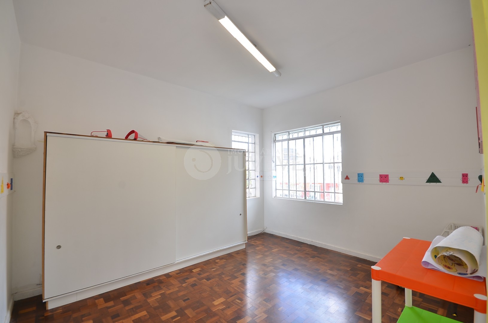 Casa Comercial